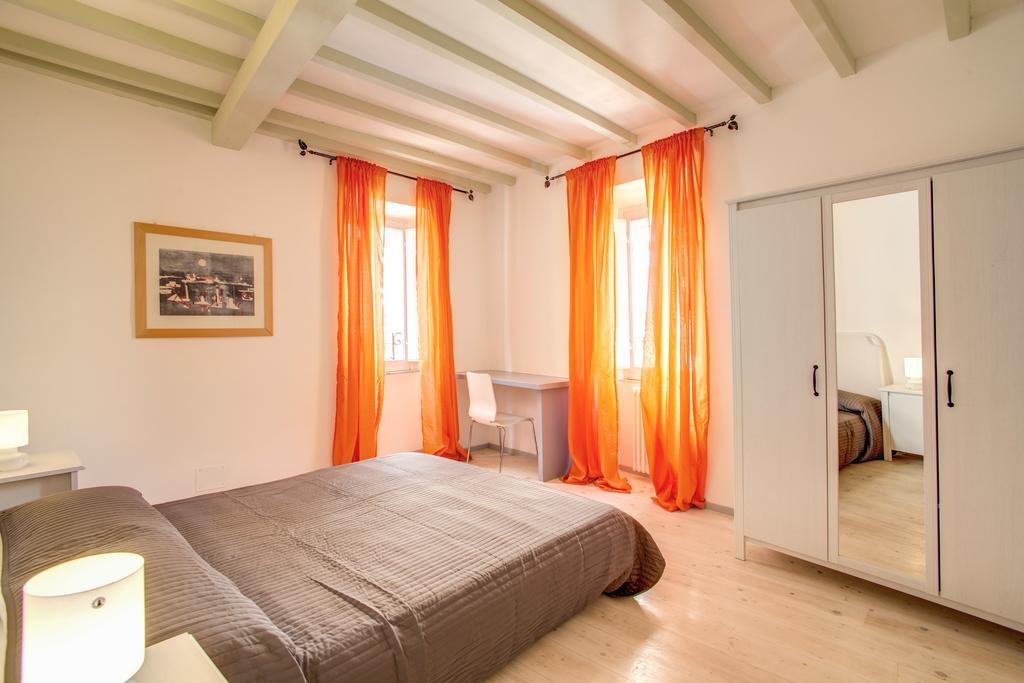 Three Bedroom Apartment Campo Dei Fiori Rome Chambre photo